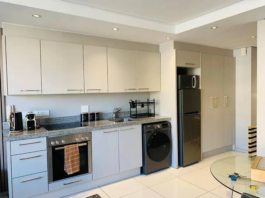 Apartment Leisure At The Legacy-Greenpoint Cape Town South Africa